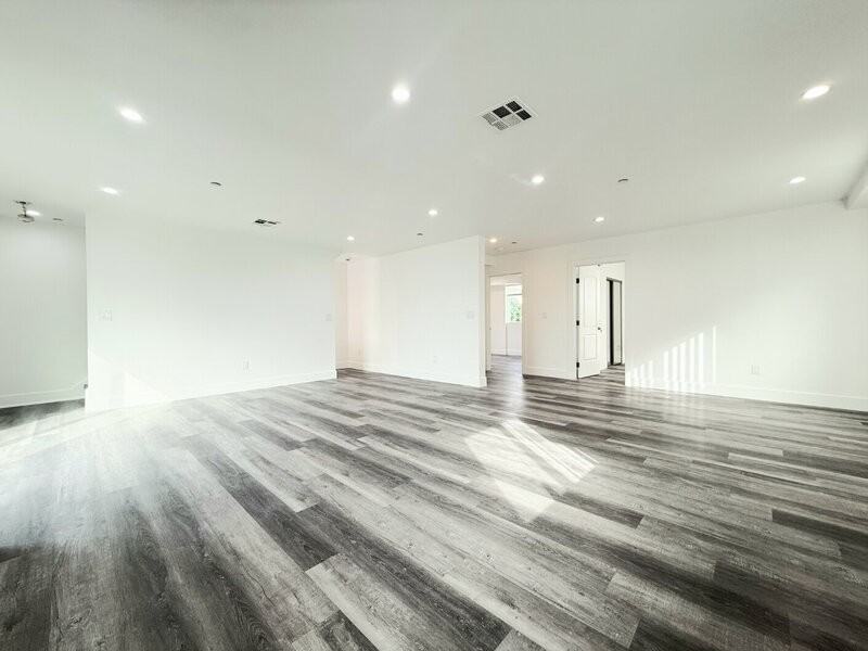 2853 Cincinnati St - Photo 5 of 20