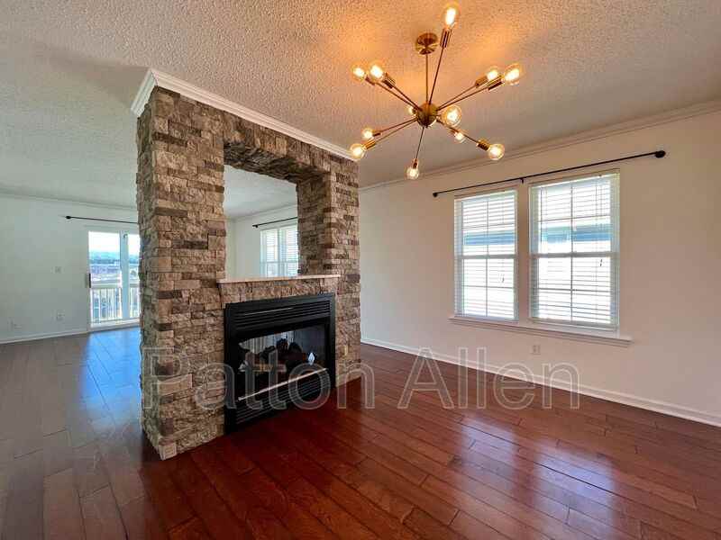 4606 Breakers Ln - Photo 2 of 26