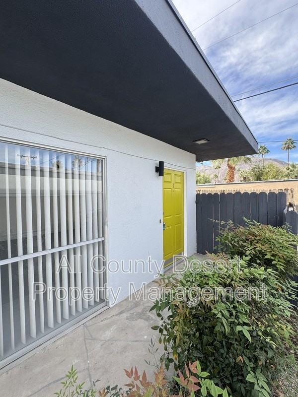 46075 Ocotillo Dr #3 - Photo 2 of 31