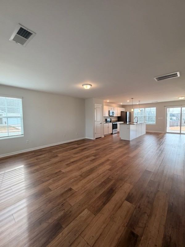 501 Cricket Chirp Ln - Photo 4 of 29