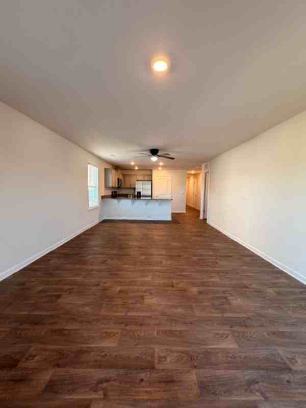 328 Sandbach Rd - Photo 7 of 19