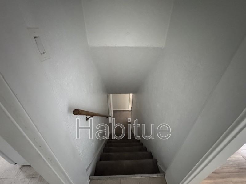 1216 1/2 W State St #1 - Photo 7 of 10