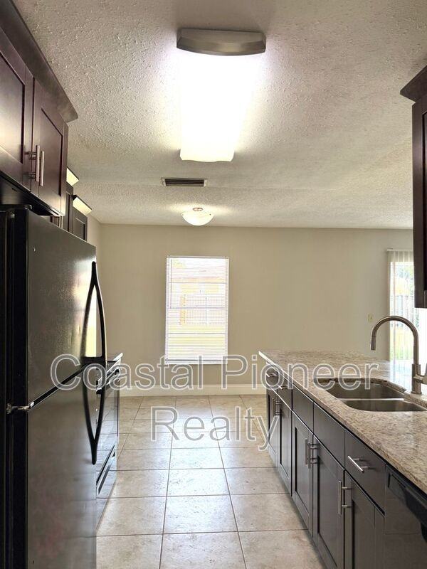 606 Sandy Creek Dr - Photo 5 of 21