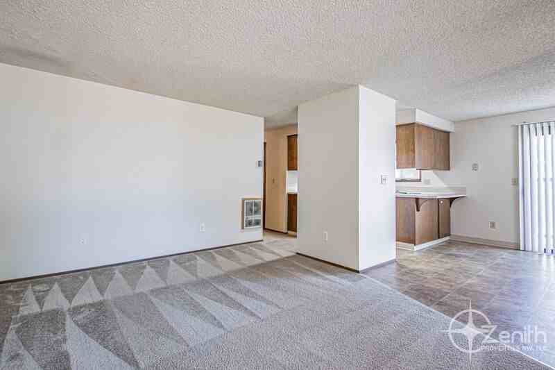 3020 Ne 78th Ave - Photo 4 of 16