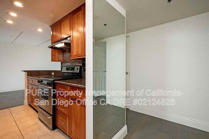 1333 8th Ave #902 - Photo 4 of 30