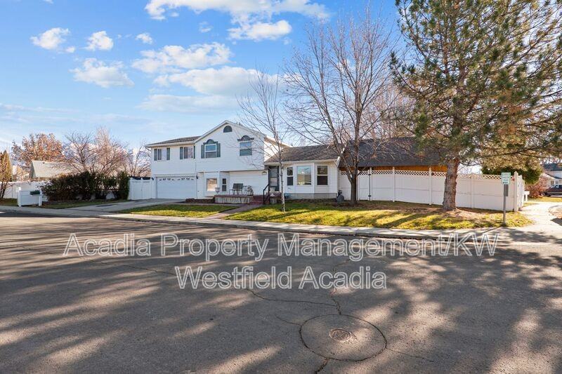 1727 Ws - Photo 2 of 50