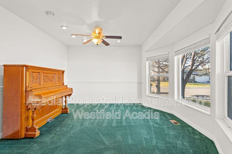 1727 Ws - Photo 6 of 50