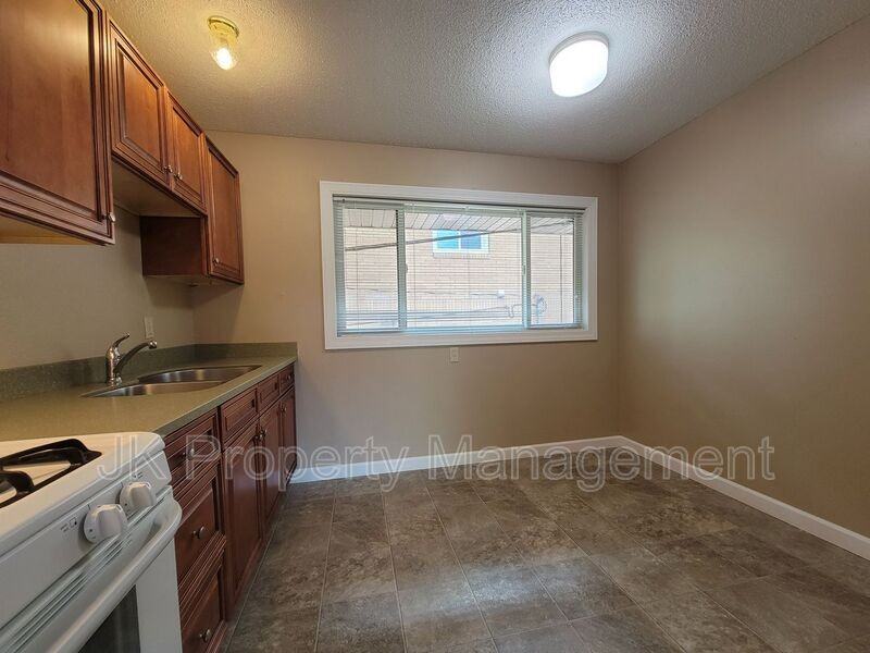 4613 5th Ave S #2 - Photo 5 of 11