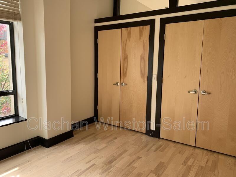 50 W 4th St #208 - Photo 6 of 8