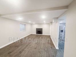 featured image of 762 Lacey Way #B
