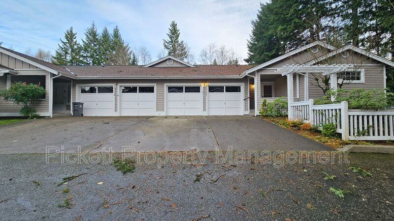 12596 Deer Park Ln Nw - Photo 4 of 36