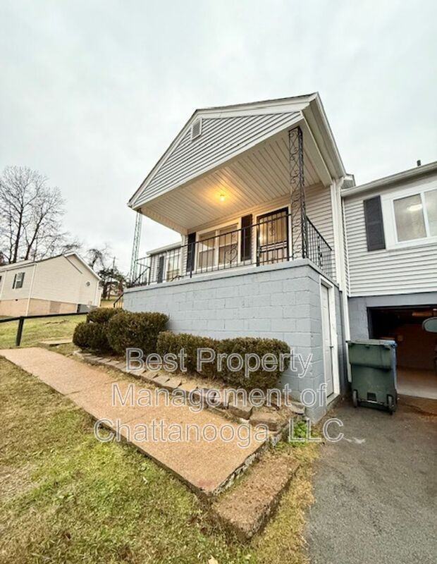 3009 Saint Paul St - Photo 2 of 16