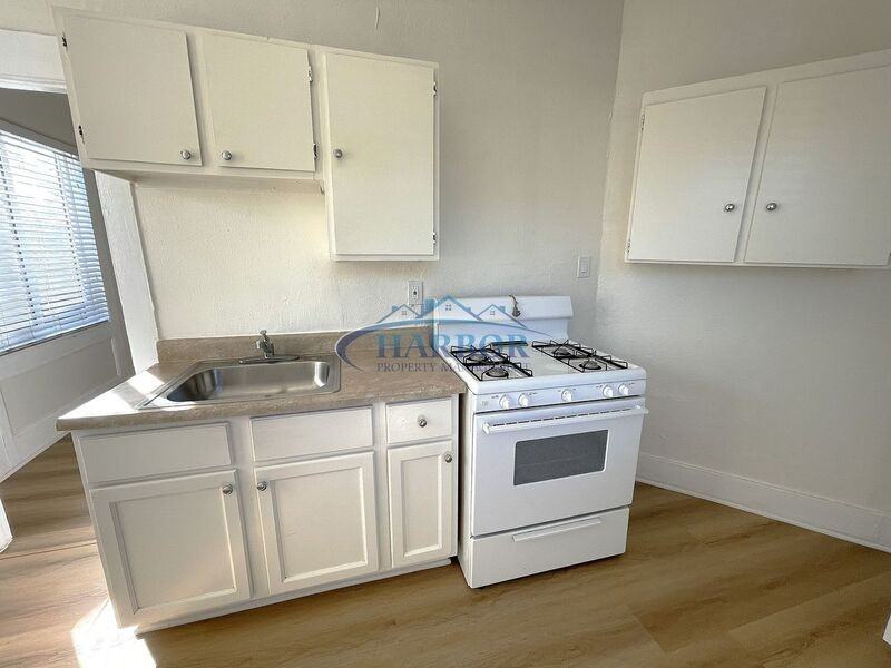 341 W Amar St #3 - Photo 3 of 8