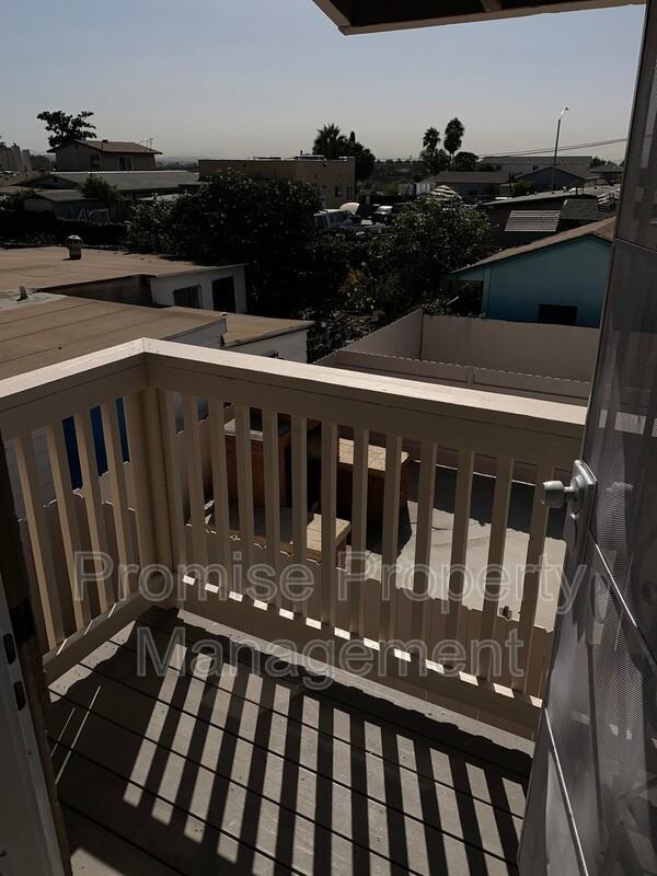 941 40th St #MAIN - Photo 3 of 16