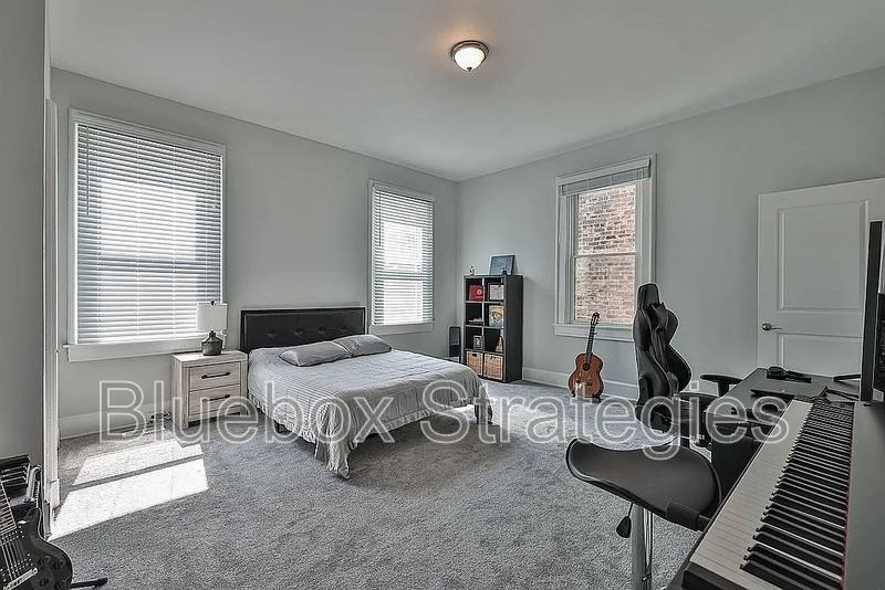 2276 Loth St - Photo 4 of 11