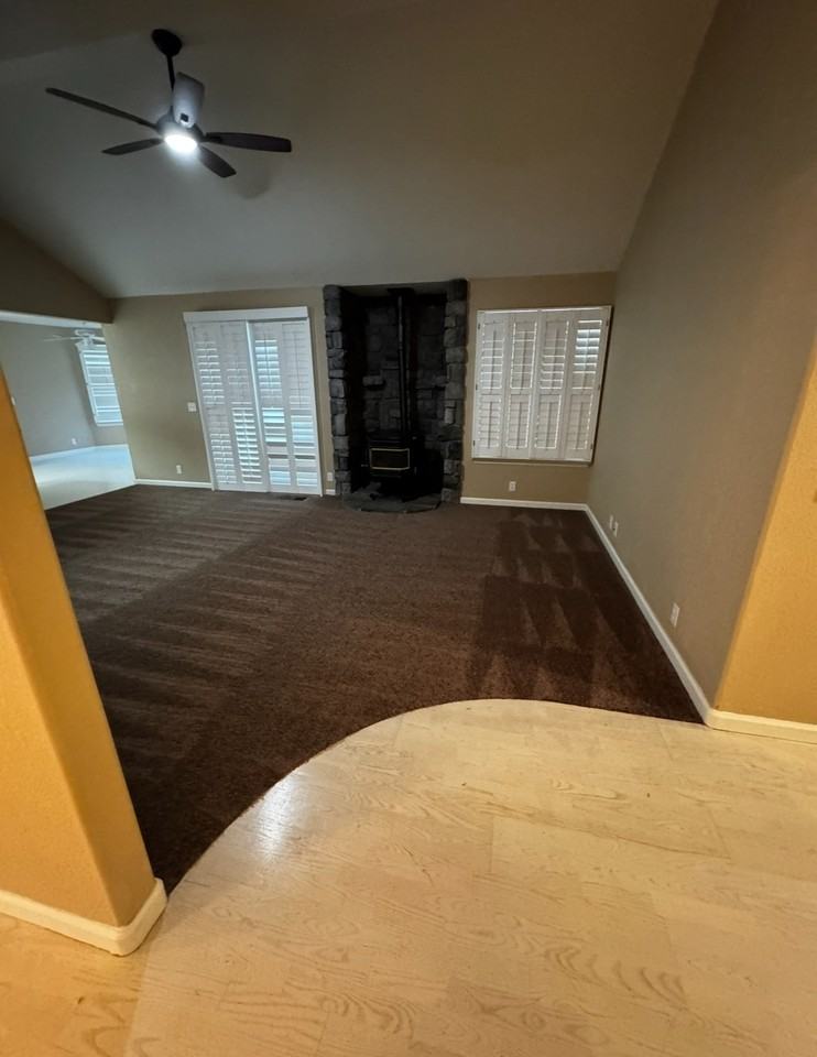 13379 E Lockeford Ranch Dr - Photo 5 of 22