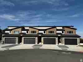 featured image of 2233 Sw #B