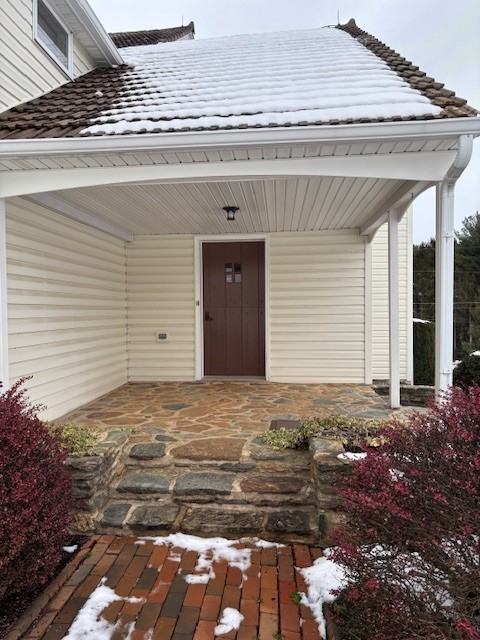 574 Cinder Rd - Photo 3 of 13