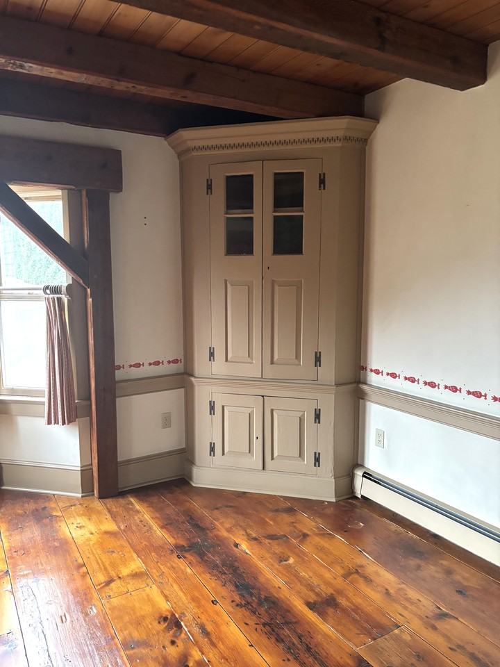 574 Cinder Rd - Photo 7 of 13