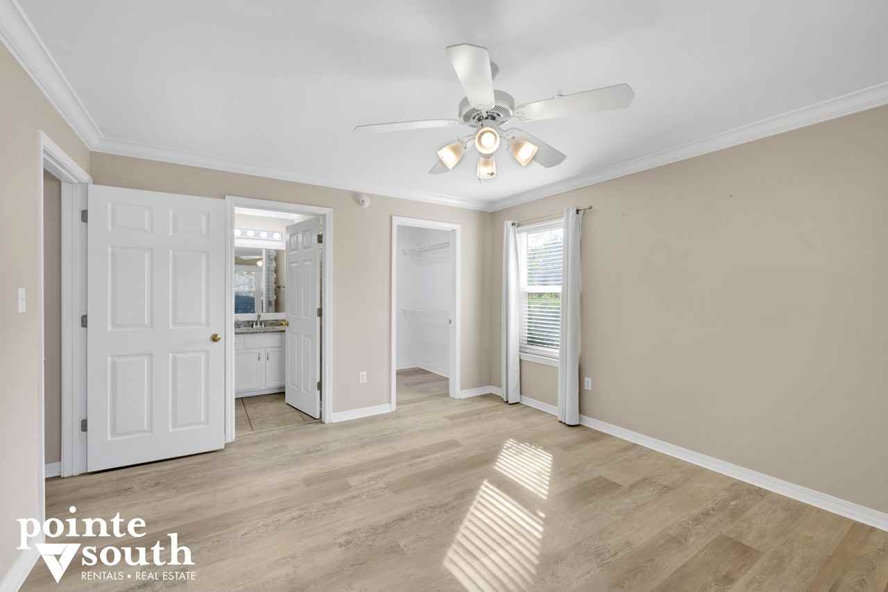 2200 W 2nd St - Photo 4 of 20