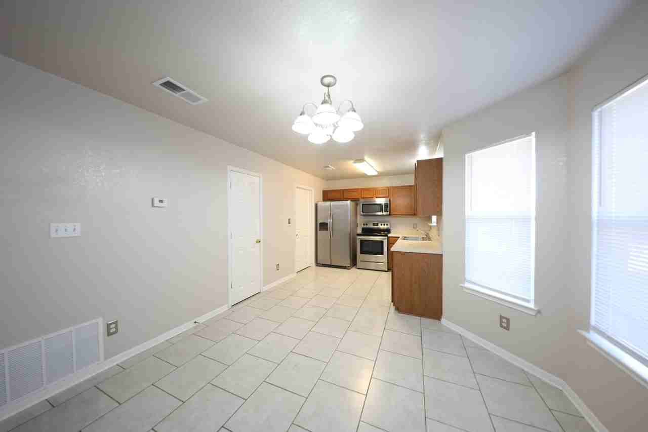 3308 Littleleaf Dr - Photo 5 of 20