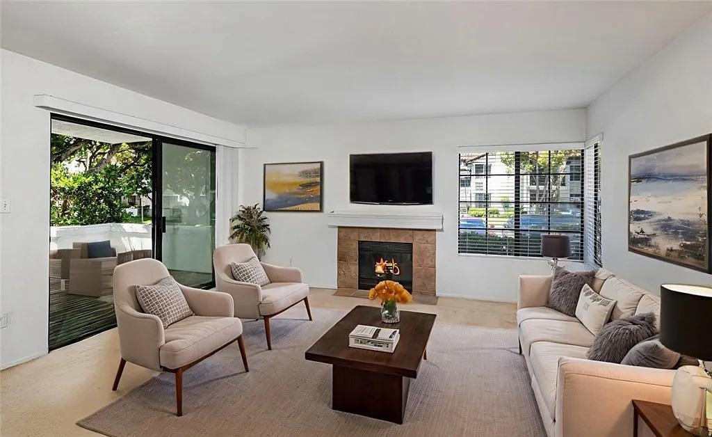 7057 Estrella De Mar Rd - Photo 7 of 8