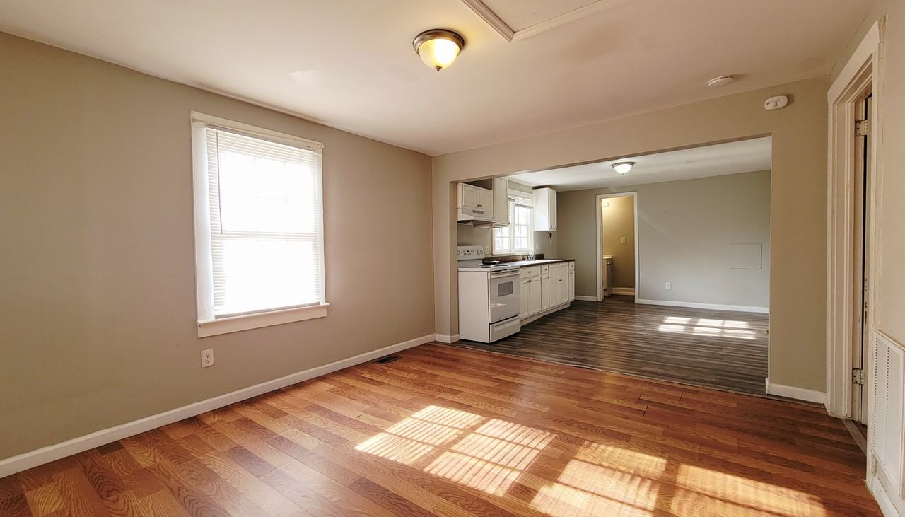 104 Plum Tree Ln - Photo 4 of 11