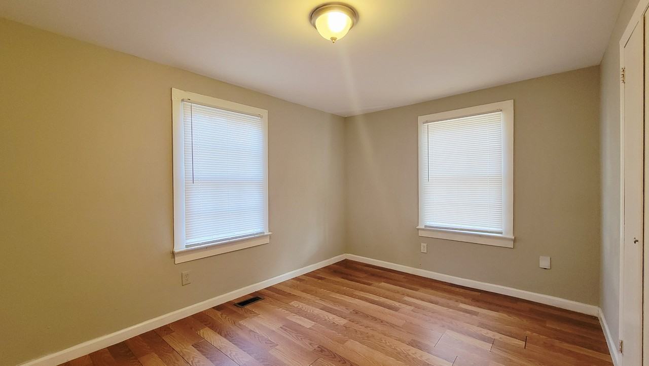 104 Plum Tree Ln - Photo 6 of 11