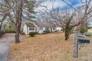 featured image of 707 Estes Rd