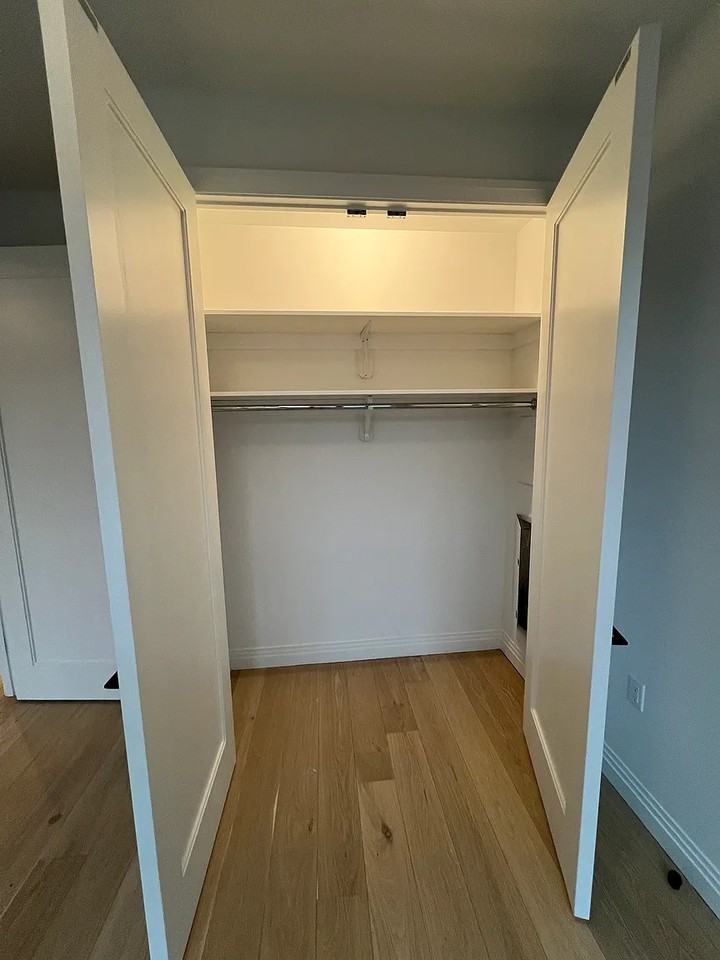 875 4th Ave - Photo 4 of 12