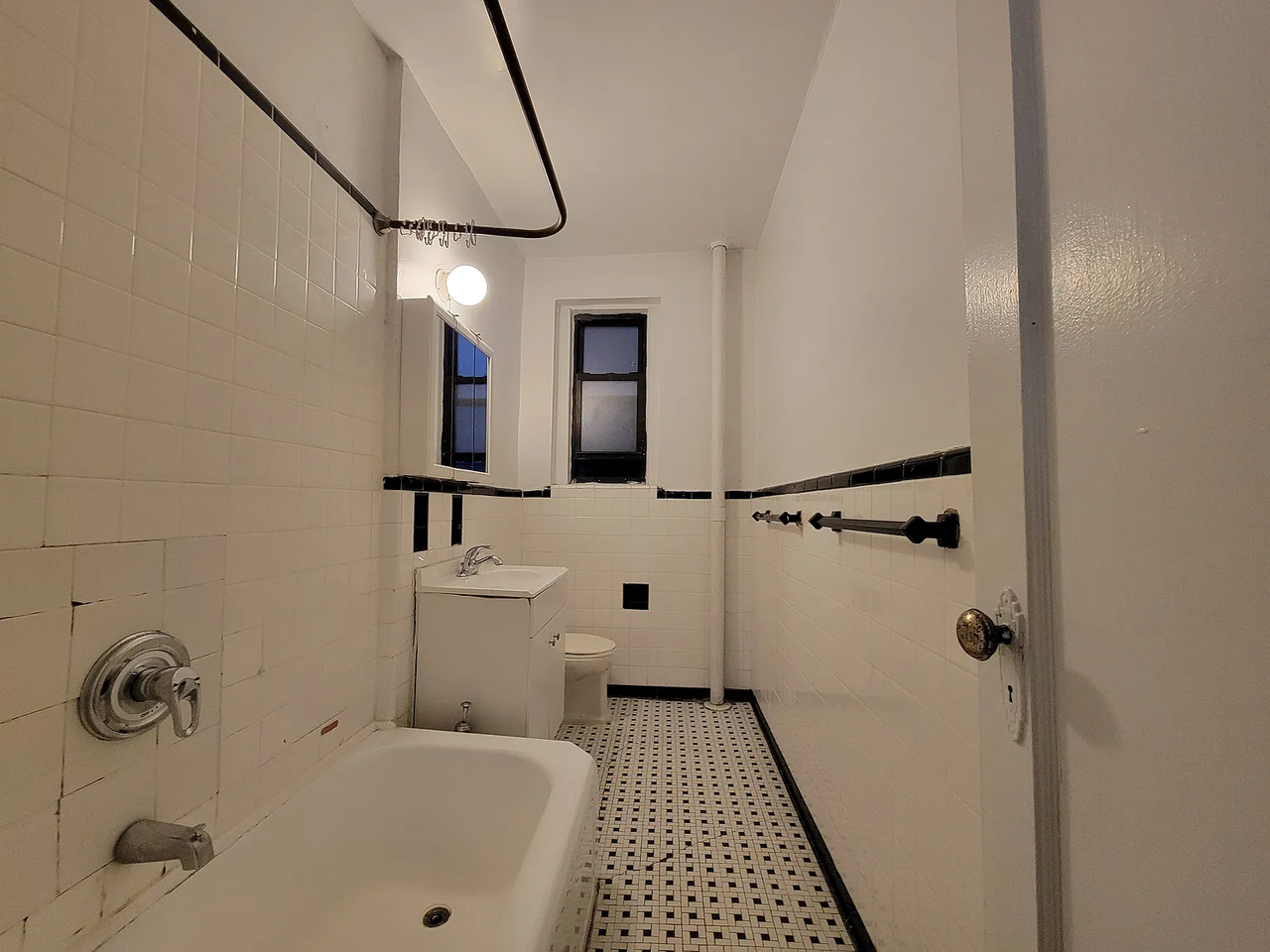 9934 67Th Rd - Photo 3 of 9