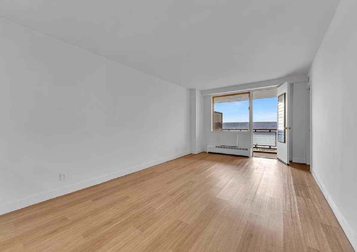 5800 Arlington Ave #12M - Photo 4 of 8