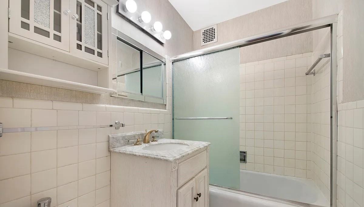 9201 Shore Rd #A508 - Photo 4 of 5