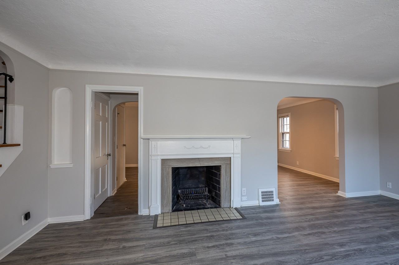 854 Keystone Dr - Photo 7 of 33