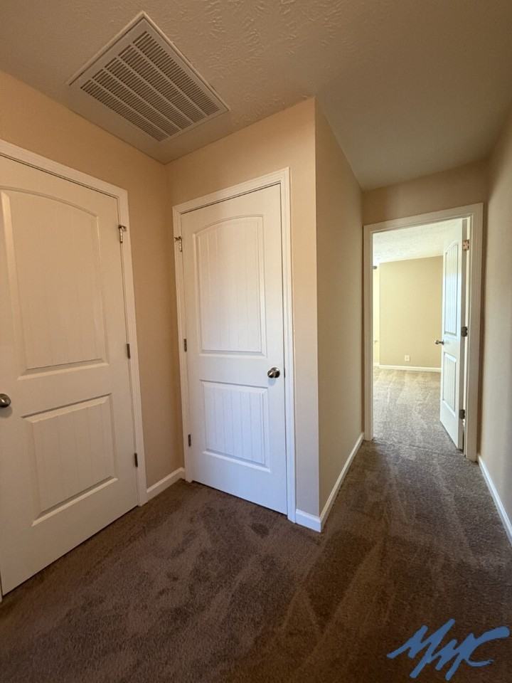 1431 Clydesdale St - Photo 7 of 16