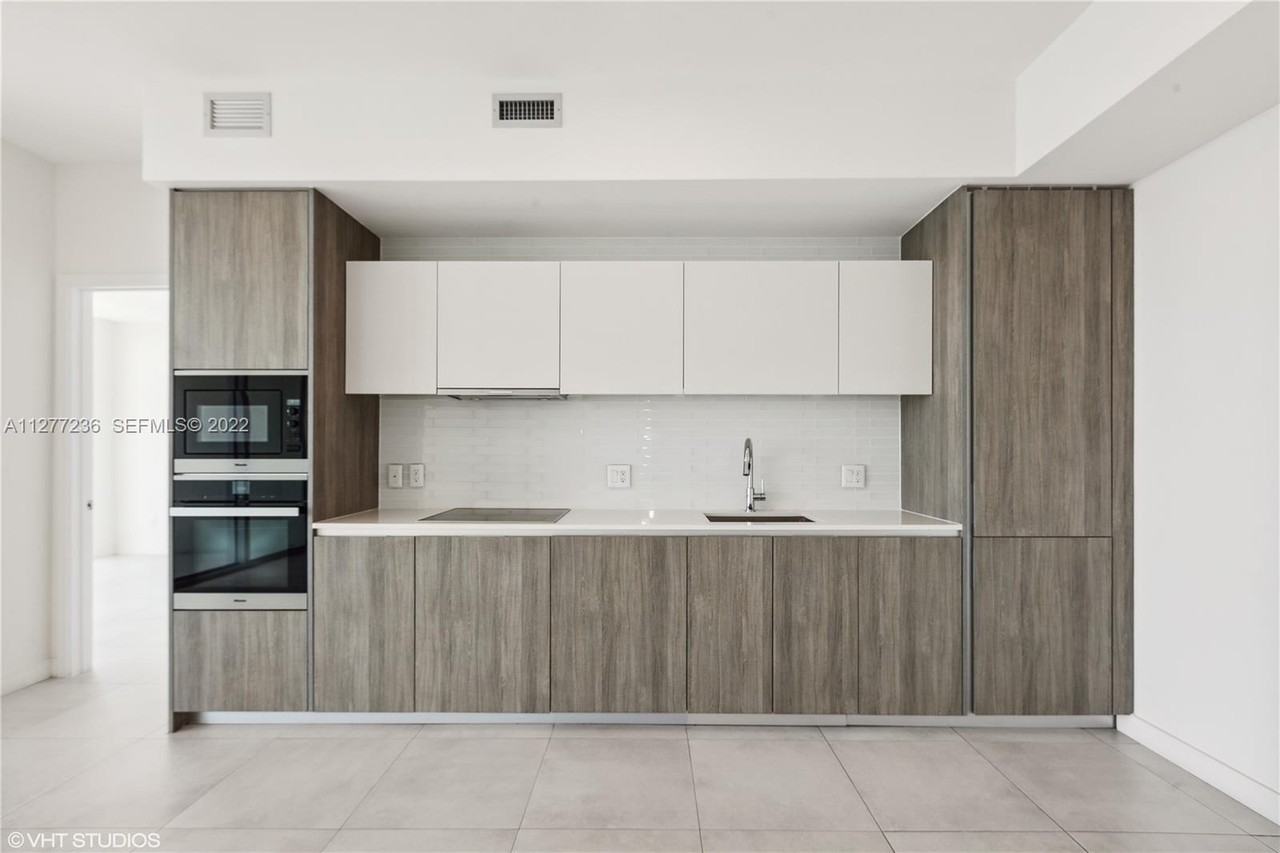 NE 28th St & Biscayne Blvd - Photo 3 of 15