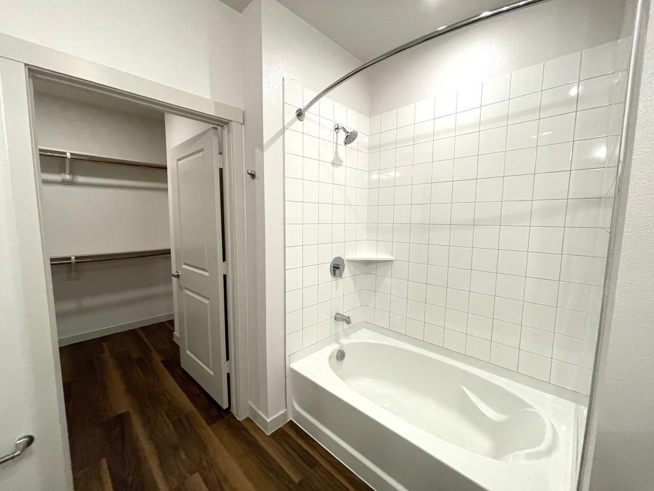 4400 Prairie Xing #02-290 - Photo 6 of 9