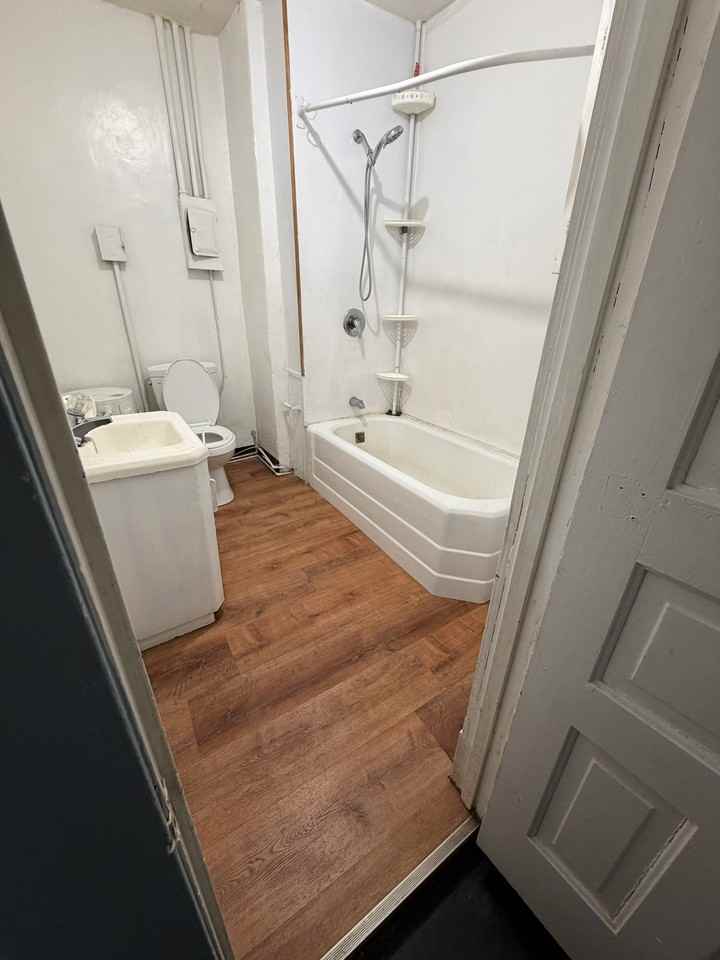 321 21st Ave #1 - Photo 5 of 6