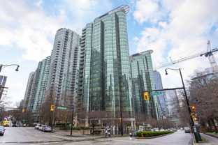 555 Jervis St #D17 - Photo 1 of 1