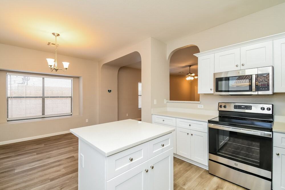 10434 E Azalea Ave - Photo 7 of 16