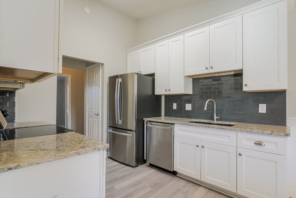 5427 Basque Ct - Photo 6 of 16