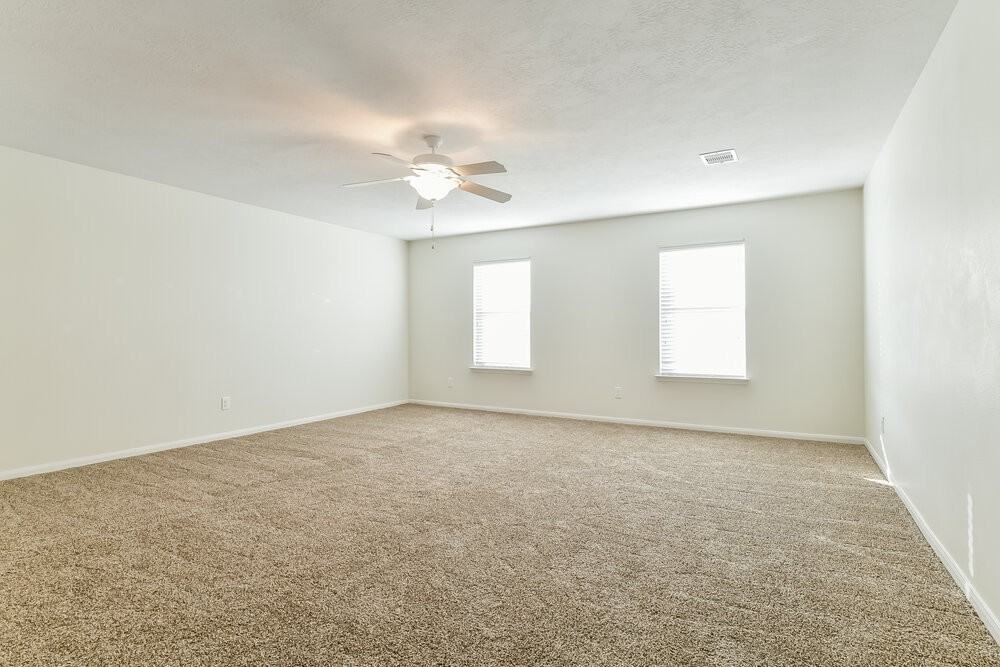 1006 Blair Field Ln - Photo 7 of 15