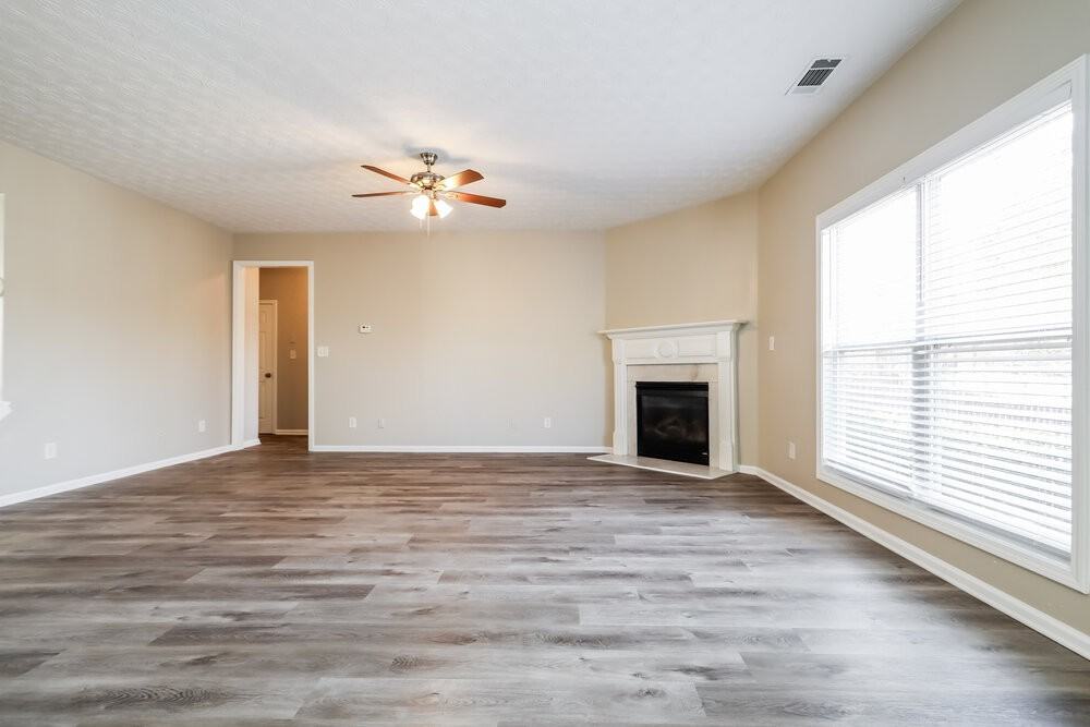 2468 Radcliffe Ct - Photo 6 of 18