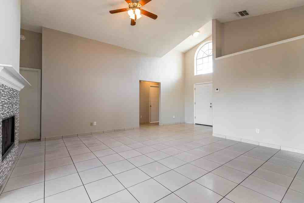 11831 Cranbourne Dr - Photo 6 of 16