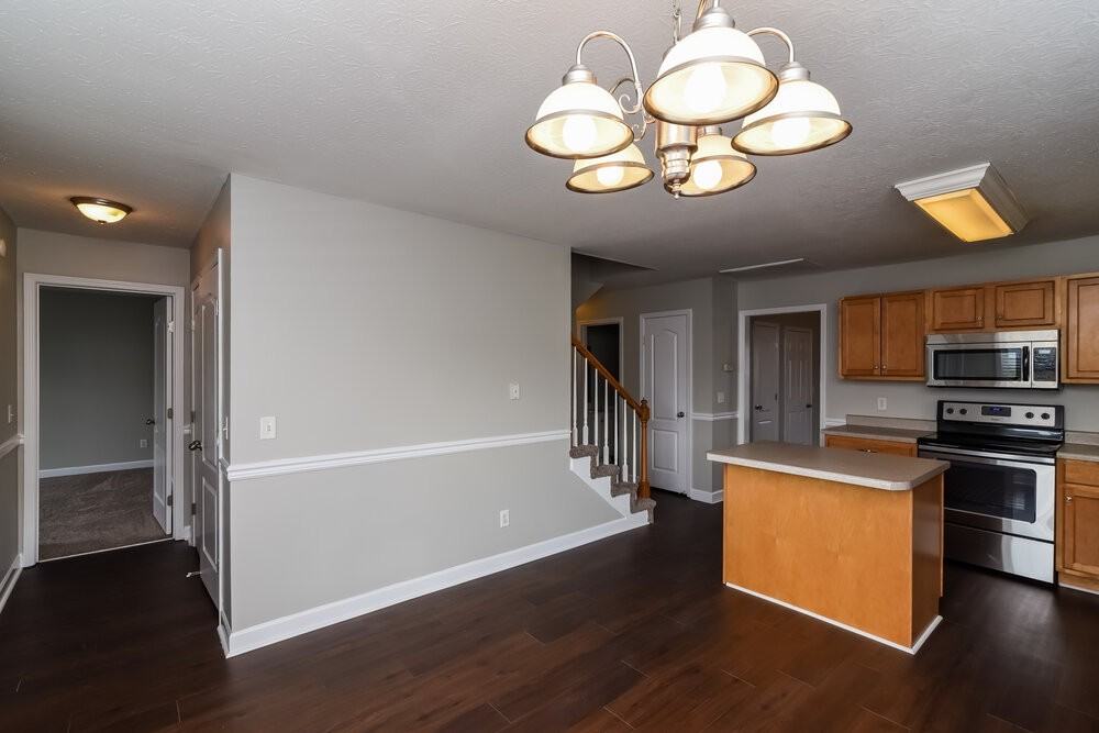 1612 Allston Dr - Photo 2 of 15