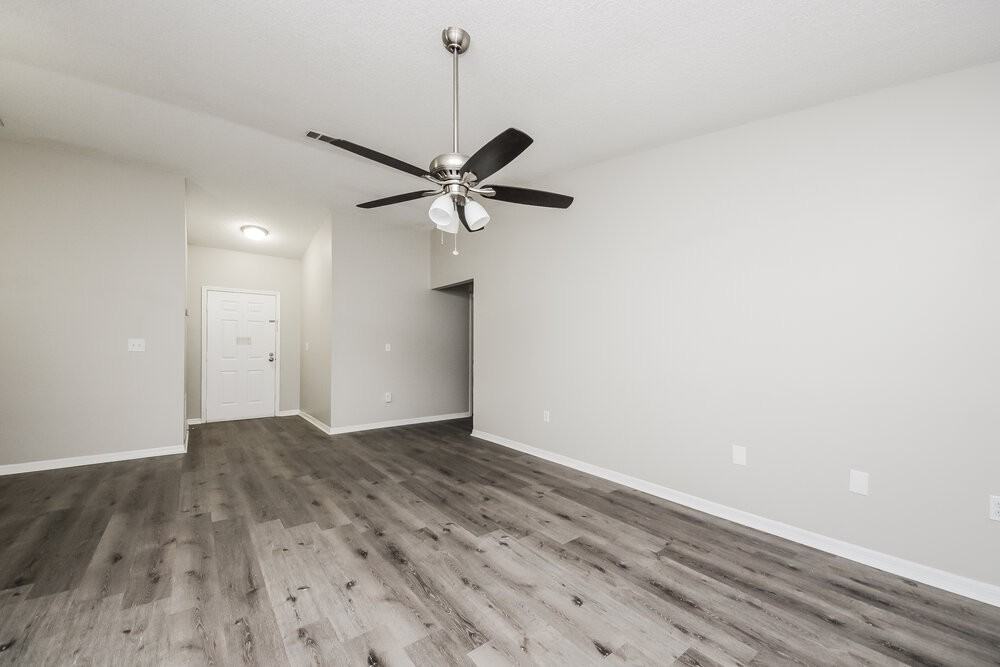 2928 Dana Ln - Photo 5 of 16