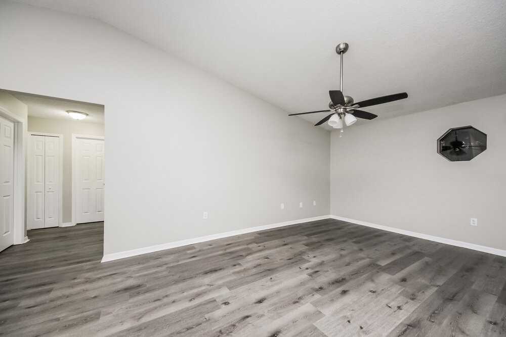 2928 Dana Ln - Photo 6 of 16