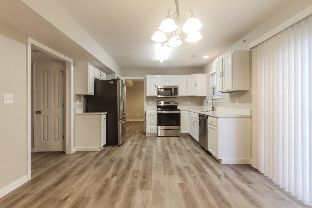 4628 Welton St - Photo 3 of 15