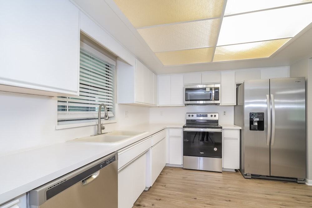 705 Canberra Rd - Photo 7 of 16