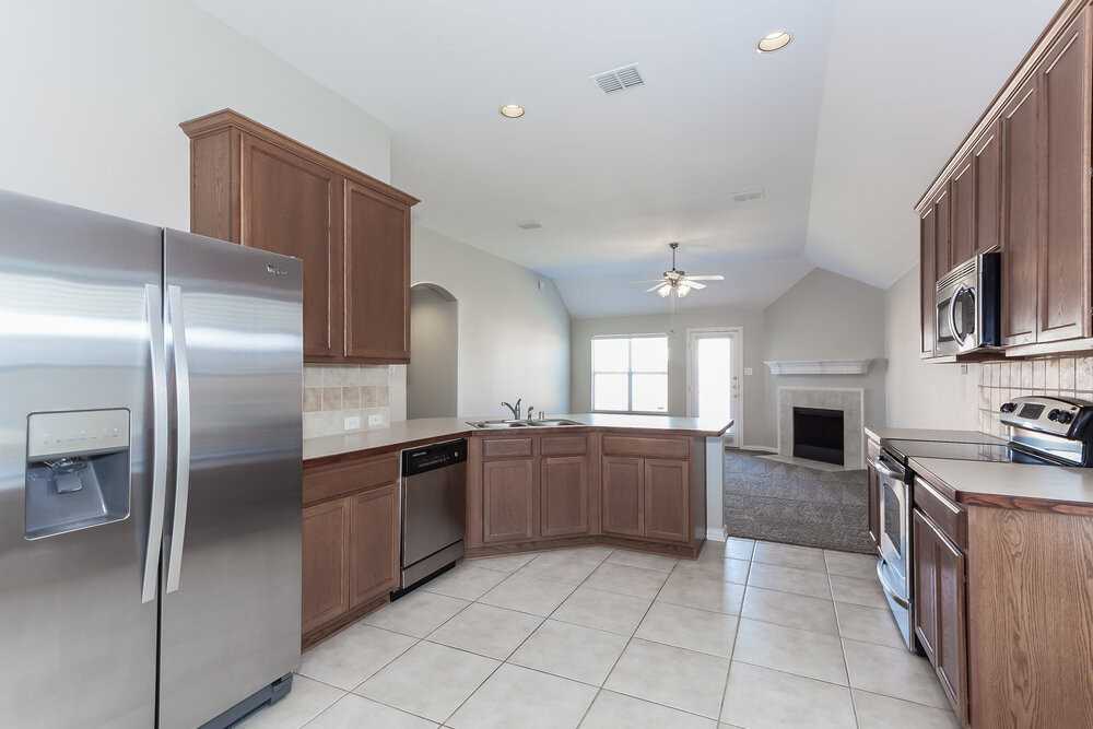 1016 Seider Ln - Photo 6 of 17